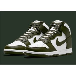 Nib 4.5Y/6W nike dunk olive green cargo white. Never worn
